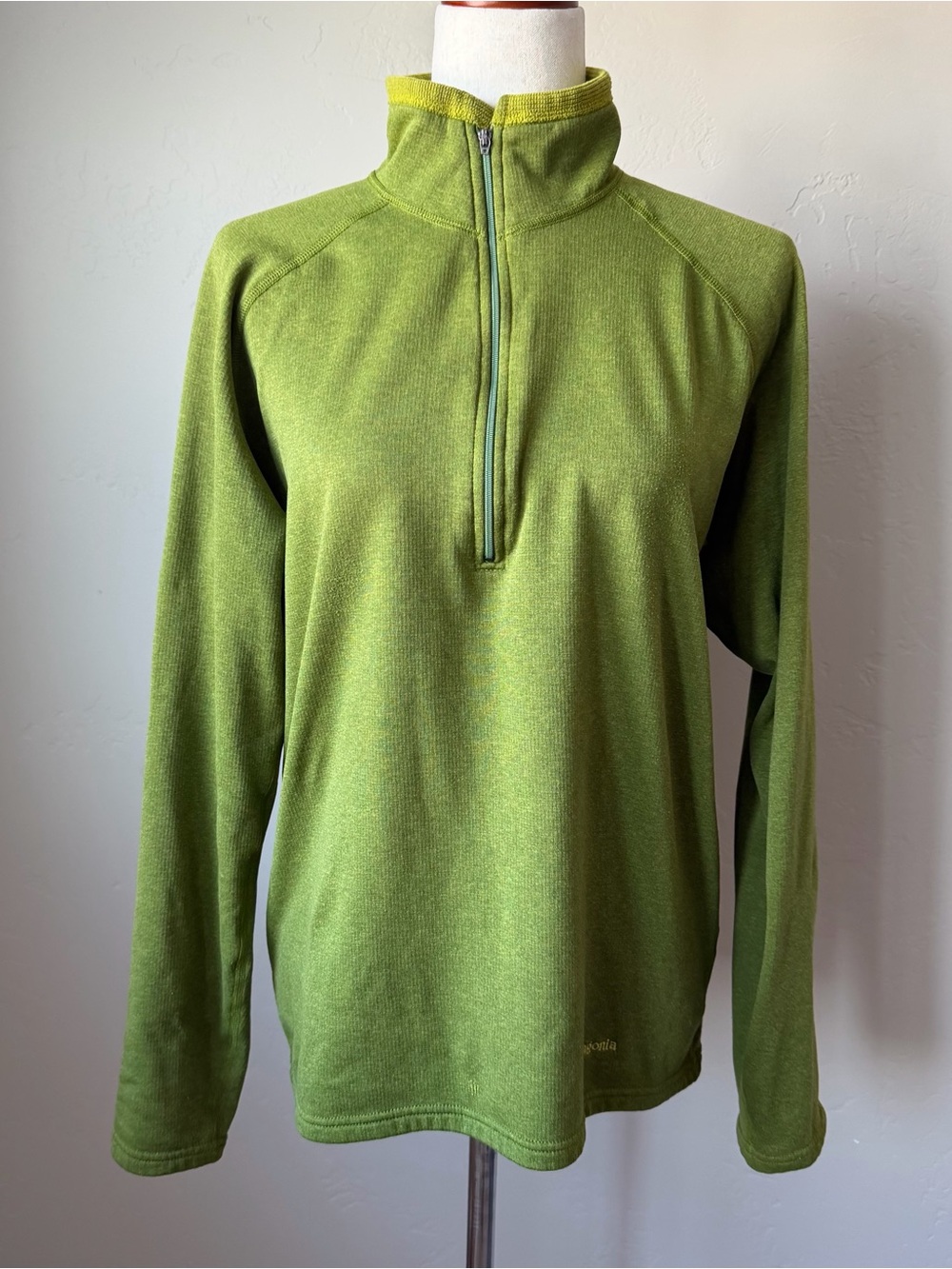 Mens Patagonia Pullover Sweater Medium Green Half Zip Shirt